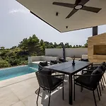 Mare Seaside Heated Infinity Pool Sauna Gym Vila Potomje