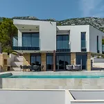 Mare Seaside Heated Infinity Pool Sauna Gym Vila *