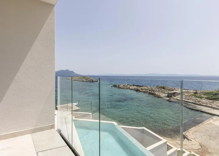 Mare Seaside Heated Infinity Pool Sauna Gym 别墅 Potomje