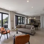 וילה Mare Seaside Heated Infinity Pool Sauna Gym