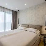 Villa Mare Seaside Heated Infinity Pool Sauna Gym *