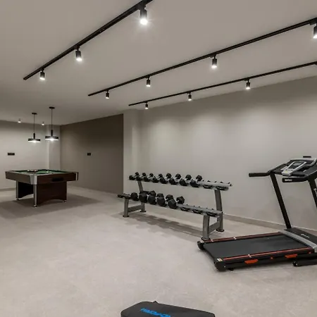 Mare Seaside Heated Infinity Pool Sauna Gym וילה Potomje